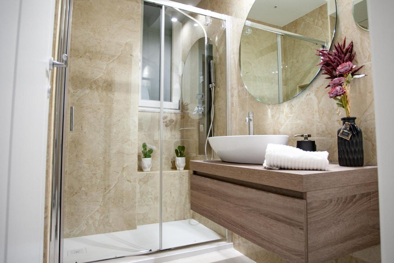La Chimera Luxury Home Tarento Exterior foto